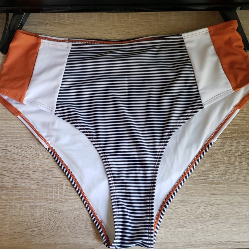 Bikini bottoms